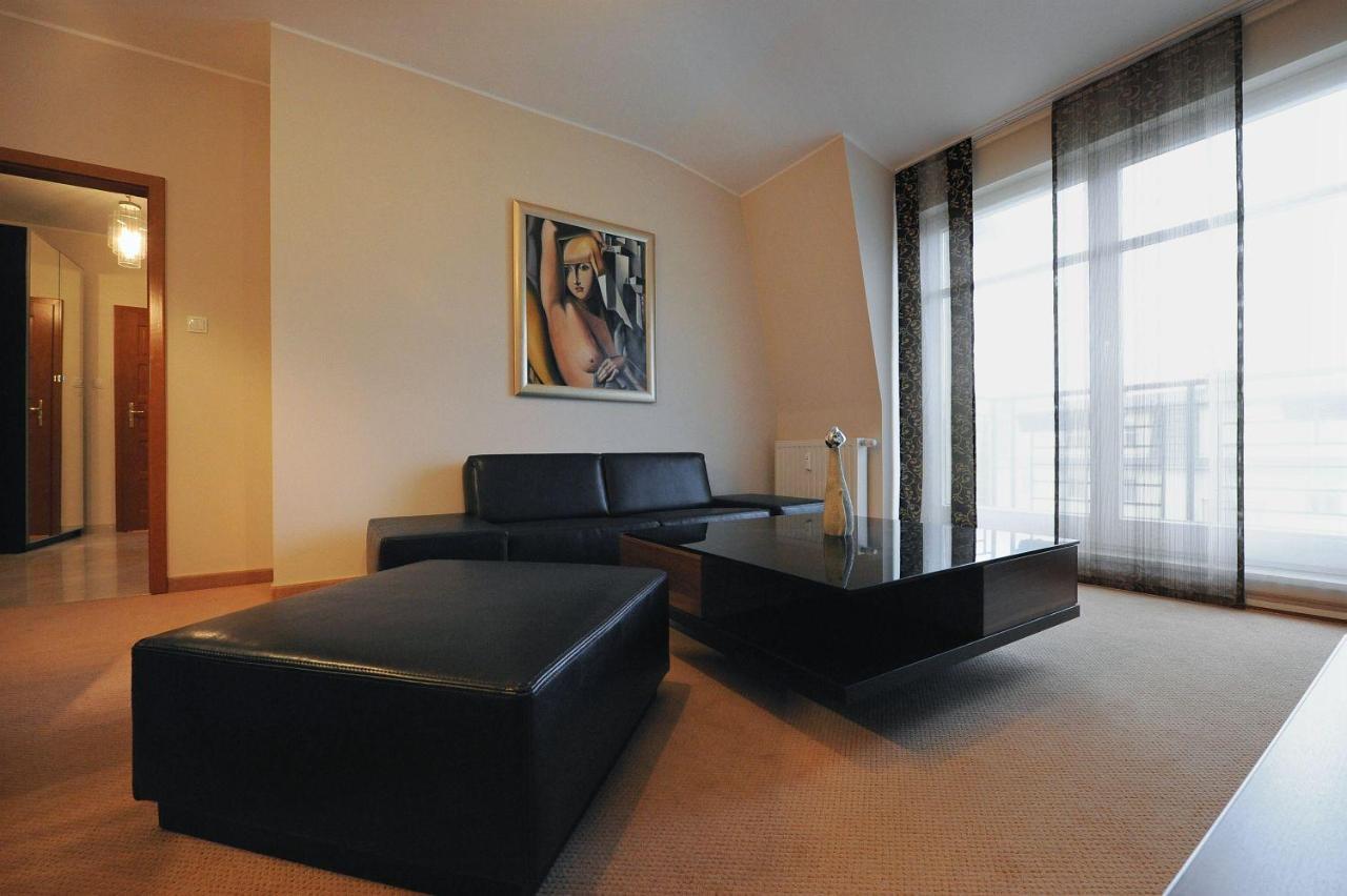 Apartment Glamour
