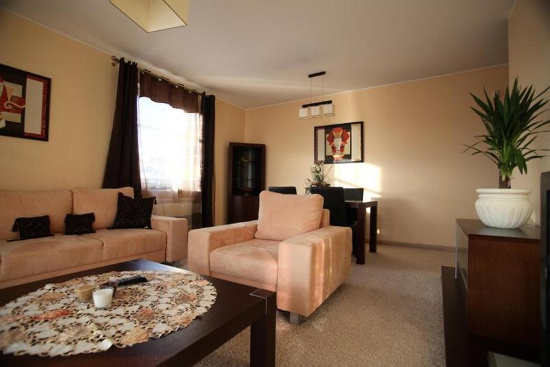 Apartment Glamour *